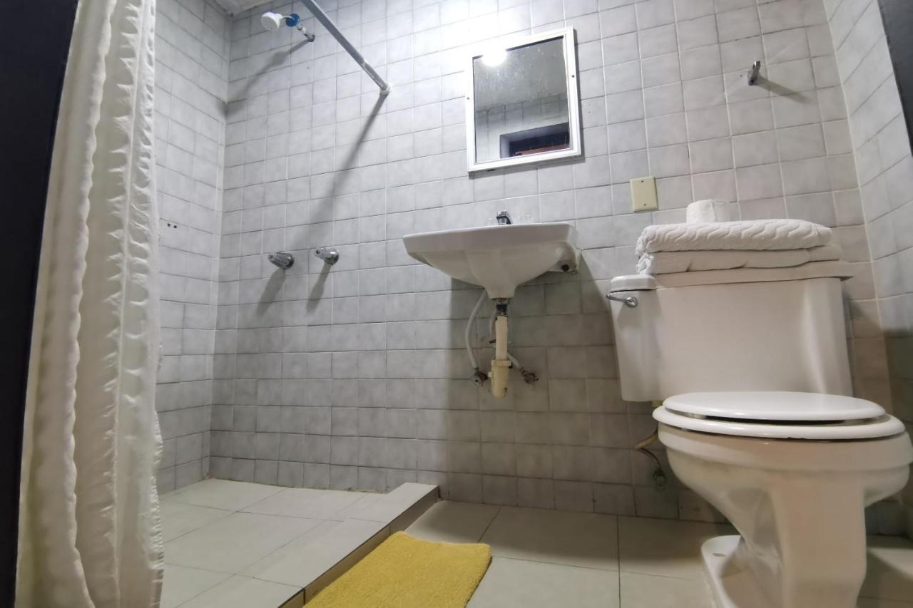 Capital O Hotel Plaza, Мехикали Экстерьер фото